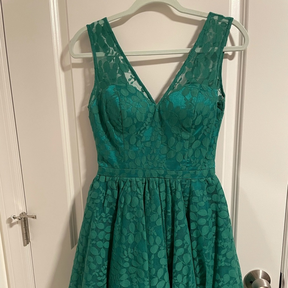 Green floral lace cocktail dress size 4